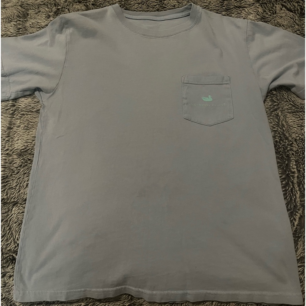 Kids large Southern Marsh shirt worn
